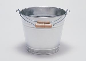 「箔押しペンを使って魅力的なカードやアート作品を簡単に作る方法」